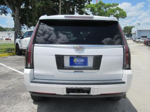 2018 Cadillac Escalade Premium Luxury