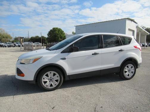 2014 Ford Escape S