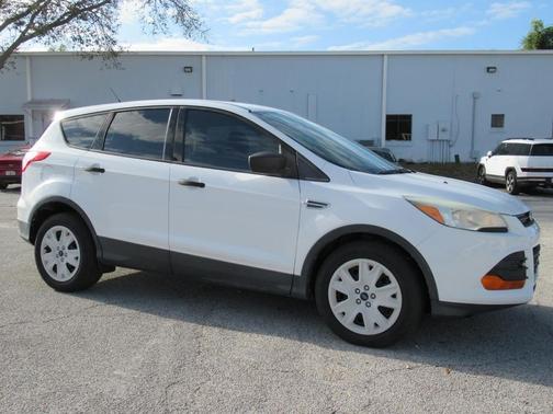 2014 Ford Escape S
