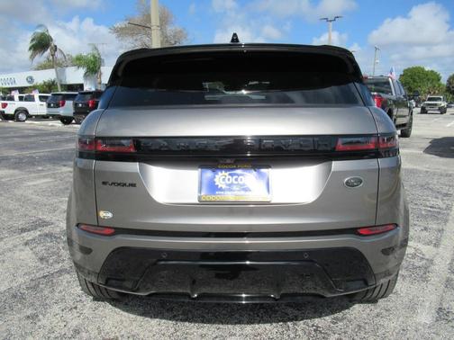 2022 Land Rover Range Rover Evoque R-Dynamic SE