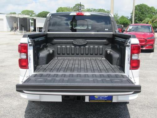 2025 Ford Maverick Lobo