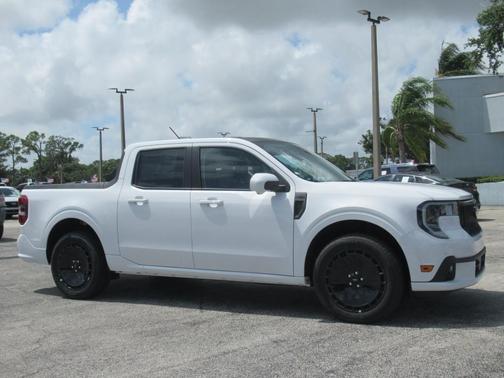 2025 Ford Maverick Lobo