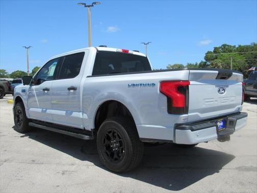 2025 Ford F-150 Lightning XLT