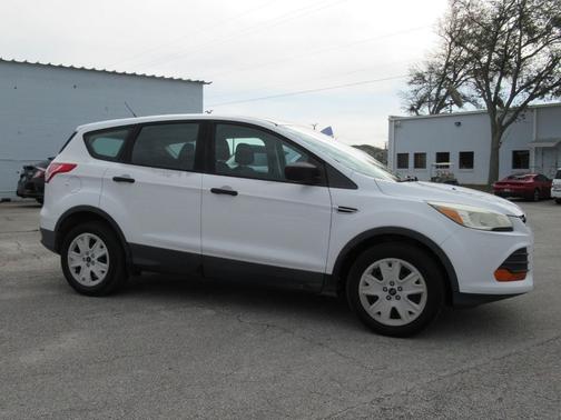 2014 Ford Escape S