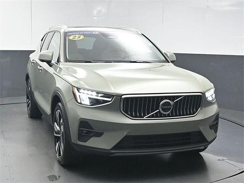 2023 Volvo XC40 Plus