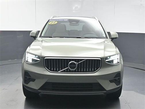 2023 Volvo XC40 Plus
