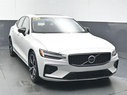 2024 Volvo S60 Plus