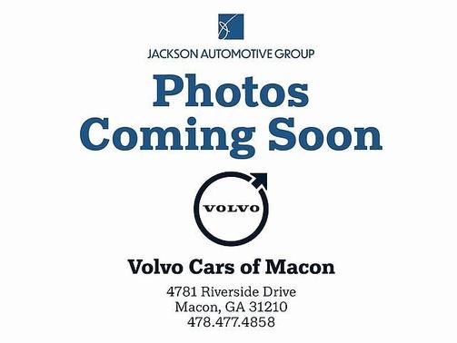 2023 Volvo XC90 Plus