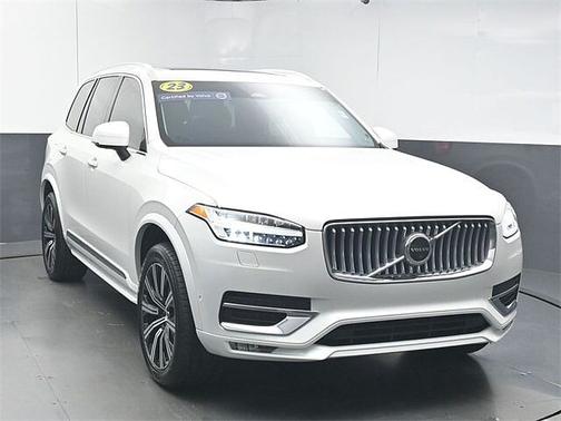 2023 Volvo XC90 Plus