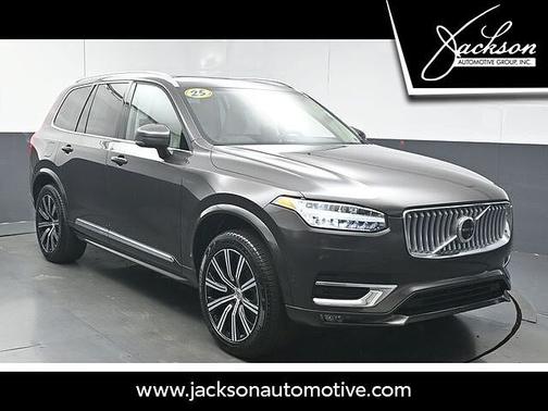 2025 Volvo XC90 Plus