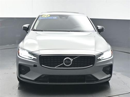 2024 Volvo S60 B5 Core Dark