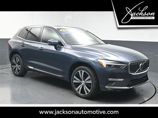 2023 Volvo XC60 B5 FWD Plus Bright