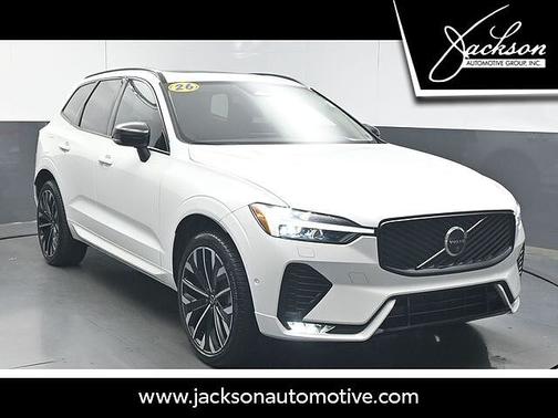 Crystal White 2026 Volvo XC60 Ultra