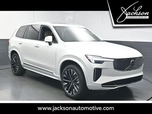 Crystal White 2026 Volvo XC90 Ultra
