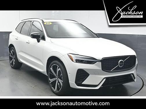 2025 Volvo XC60 Ultra
