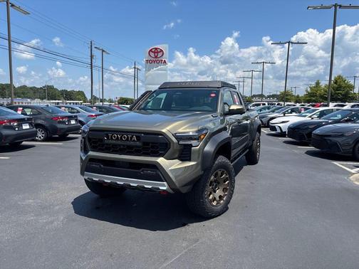 2025 Toyota Tacoma Hybrid Trailhunter