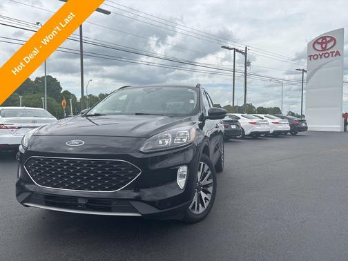 2020 Ford Escape Titanium