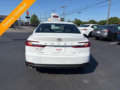 2025 Toyota Camry SE