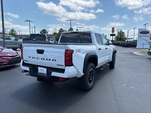 2025 Toyota Tacoma TRD Off Road