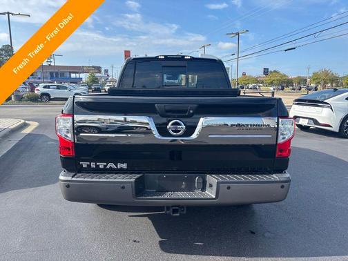 2017 Nissan Titan Platinum Reserve