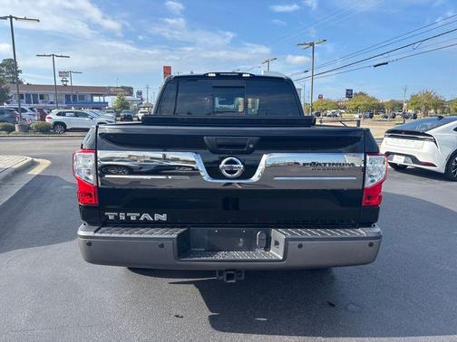 2017 Nissan Titan Platinum Reserve
