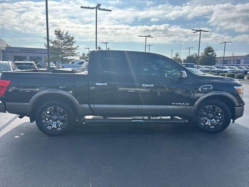 2017 Nissan Titan Platinum Reserve