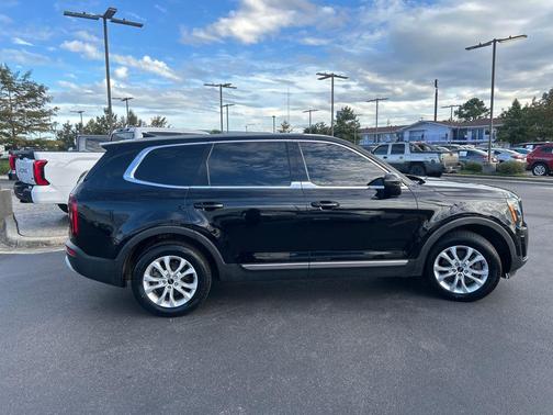 2021 Kia Telluride LX