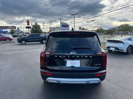 2021 Kia Telluride LX