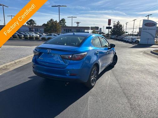 2019 Toyota Yaris Sedan LE