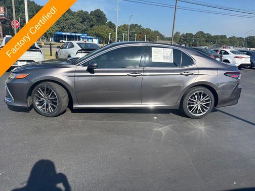 2021 Toyota Camry XLE
