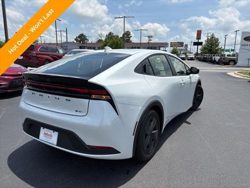 2024 Toyota Prius LE