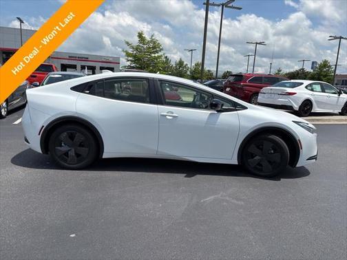 2024 Toyota Prius LE