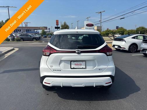 2024 Nissan Kicks SV