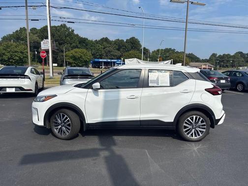 2024 Nissan Kicks SV
