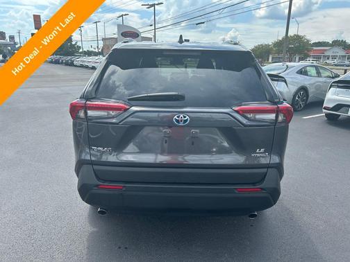 2024 Toyota RAV4 Hybrid SE