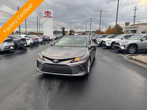 2022 Toyota Camry LE