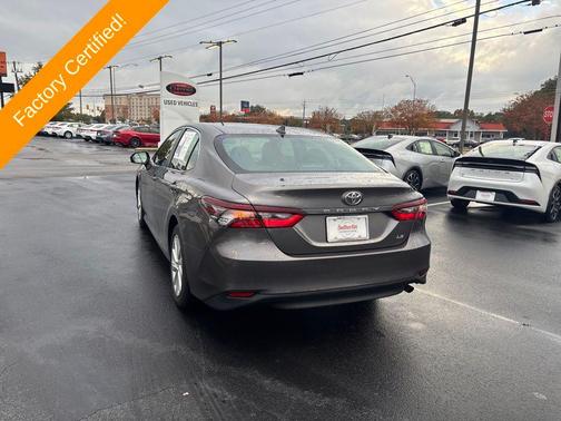 2022 Toyota Camry LE
