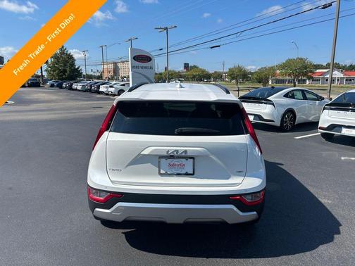 2023 Kia Niro EX