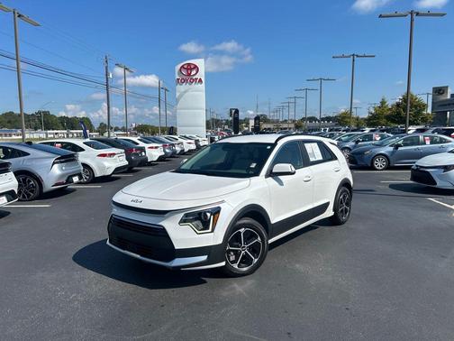 2023 Kia Niro EX