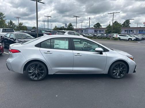 2025 Toyota Corolla SE