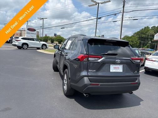2025 Toyota RAV4 Hybrid SE