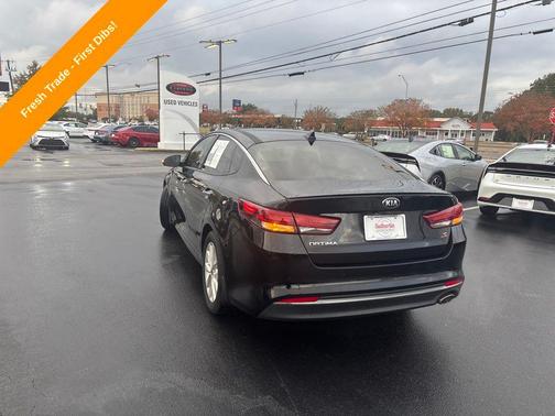 2018 Kia Optima S