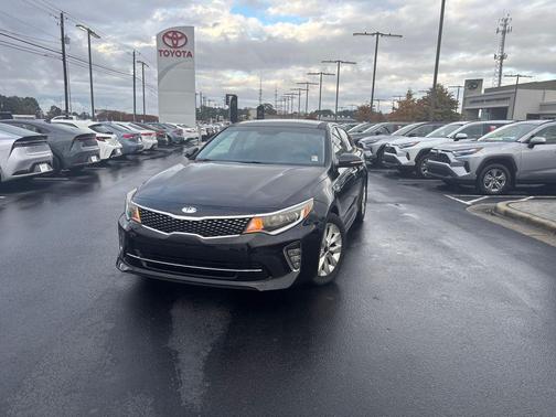 2018 Kia Optima S