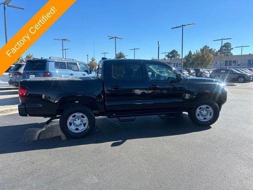 2022 Toyota Tacoma SR
