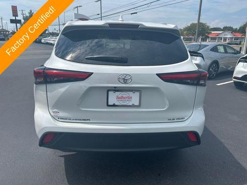 2022 Toyota Highlander XLE