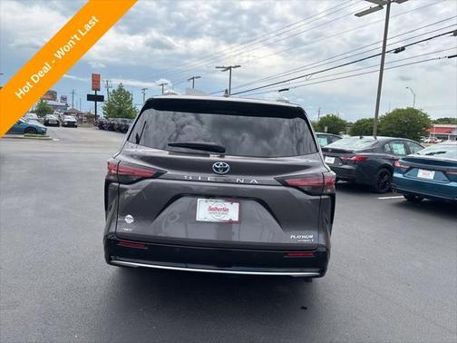2024 Toyota Sienna Platinum 7 Passenger