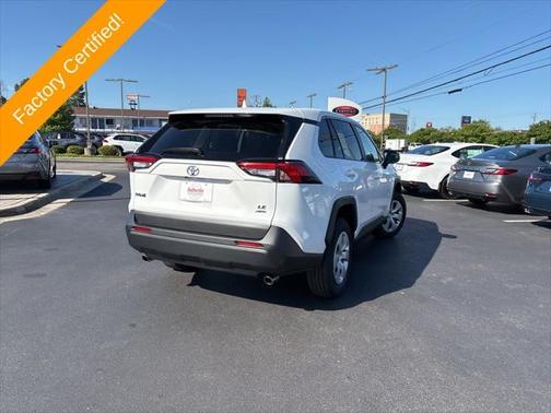 2025 Toyota RAV4 LE