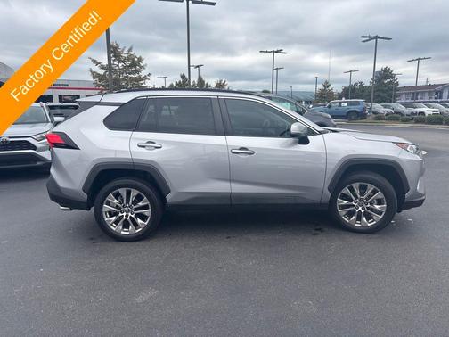 2021 Toyota RAV4 XLE Premium