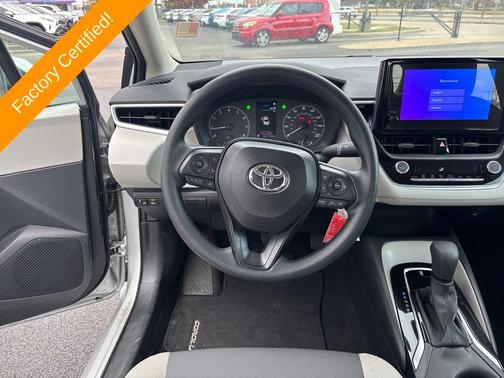 2025 Toyota Corolla LE