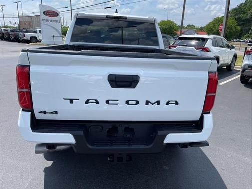 2025 Toyota Tacoma TRD Off Road